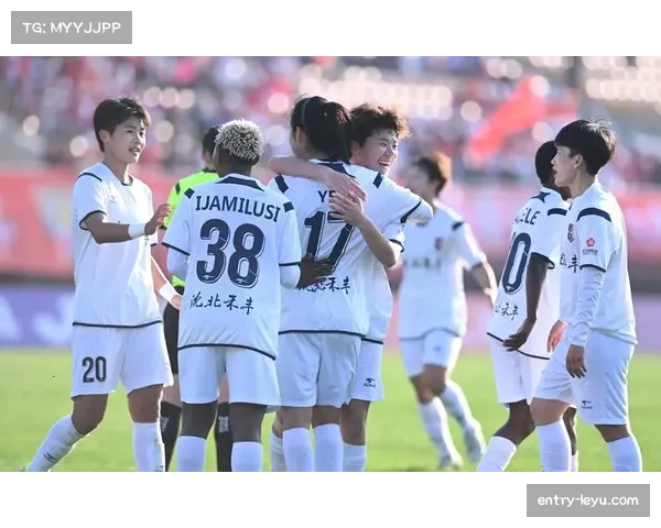 彭啸：球队展现拼劲赢得胜利，感谢球迷热情助威